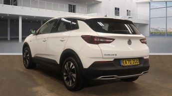 Vauxhall Grandland X 1.2 Turbo SE Premium Auto Euro 6 (s/s) 5dr