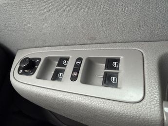 SEAT Alhambra 2.0 TDI CR S DSG Euro 5 (s/s) 5dr