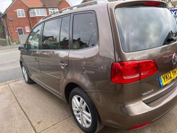 Volkswagen Touran 1.6 TDI SE DSG Euro 5 5dr