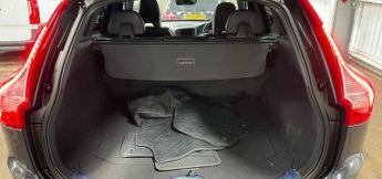 Volvo XC60 2.0 D4 R-Design Lux Nav Auto Euro 6 (s/s) 5dr