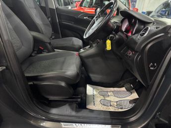 Vauxhall Meriva 1.4i Turbo SE MPV 5dr Petrol Auto Euro 6 (120 ps)