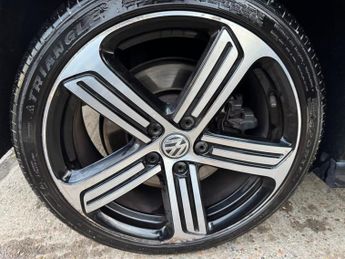 Volkswagen Golf 2.0 TSI BlueMotion Tech R DSG 4Motion Euro 6 (s/s) 5dr