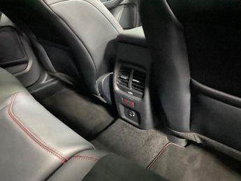 Ford Kuga 2.5 Duratec 14.4kWh ST-Line X Edition CVT Euro 6 (s/s) 5dr