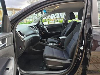 Hyundai TUCSON 1.7 CRDi Blue Drive SE Nav DCT Euro 6 (s/s) 5dr