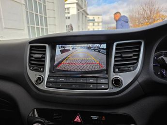 Hyundai TUCSON 1.7 CRDi Blue Drive SE Nav DCT Euro 6 (s/s) 5dr