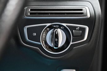 MERCEDES-BENZ C-CLASS 2.1 C220d AMG Line Coupe 2dr Diesel G-Tronic+ Euro 6 (s/s) (170 