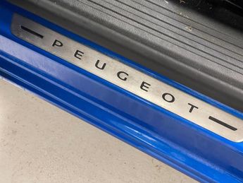 Peugeot E-2008 50kWh GT Premium Auto 5dr