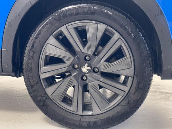 Peugeot E-2008 50kWh GT Premium Auto 5dr