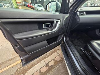 Land Rover Discovery Sport 2.0 TD4 HSE Auto 4WD Euro 6 (s/s) 5dr