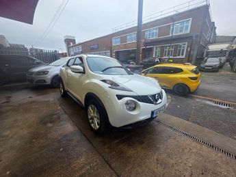 Nissan Juke 1.6 Acenta Premium XTRON Euro 6 5dr