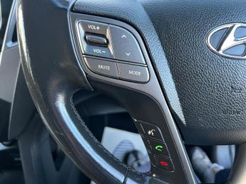 Hyundai Santa Fe 2.2 CRDi Style Auto 4WD Euro 5 5dr (7 seat)