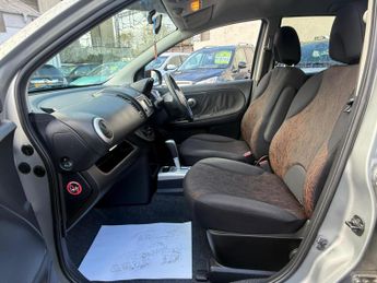 Nissan Note 1.6 16V n-tec Auto Euro 4 5dr