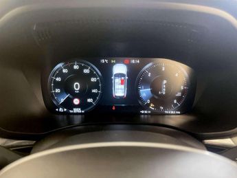 Volvo XC60 2.0 D4 R-Design Auto AWD Euro 6 (s/s) 5dr