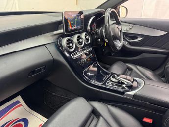 Mercedes-Benz C Class 2.1 C220 BlueTEC AMG Line (Premium) G-Tronic+ Euro 6 (s/s) 4dr