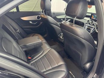 Mercedes-Benz C Class 2.1 C220 BlueTEC AMG Line (Premium) G-Tronic+ Euro 6 (s/s) 4dr