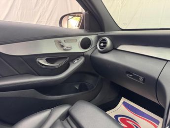 Mercedes-Benz C Class 2.1 C220 BlueTEC AMG Line (Premium) G-Tronic+ Euro 6 (s/s) 4dr