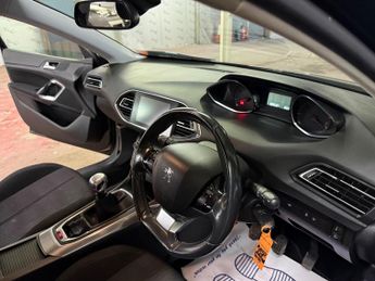 Peugeot 308 1.6 e-HDi Active Euro 5 (s/s) 5dr