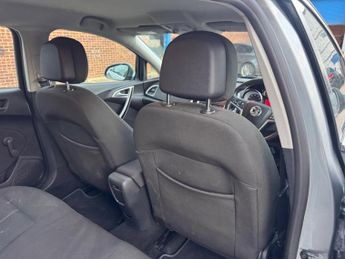 Vauxhall Astra 1.6 16v SRi Auto Euro 5 5dr
