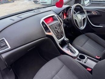 Vauxhall Astra 1.6 16v SRi Auto Euro 5 5dr