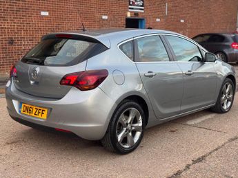 Vauxhall Astra 1.6 16v SRi Auto Euro 5 5dr