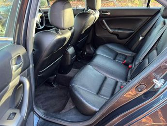 Honda Accord 2.4 i-VTEC EX 4dr