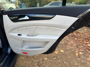 Mercedes-Benz CLS 2.1 CLS220 BlueTEC AMG Line Coupe G-Tronic+ Euro 6 (s/s) 4dr