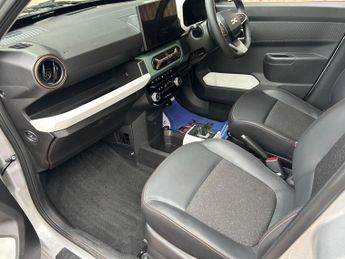 Dacia Spring 65 26.8kWh EXTREME Auto 5dr