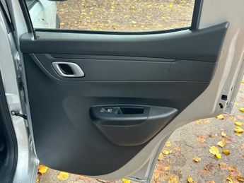 Dacia Spring 65 26.8kWh EXTREME Auto 5dr