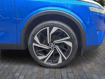 Nissan Qashqai Tekna + Dig-T Mhev Cvt