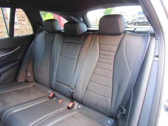 Mercedes-Benz E Class 2.0 E220d AMG Line (Premium) G-Tronic+ Euro 6 (s/s) 5dr