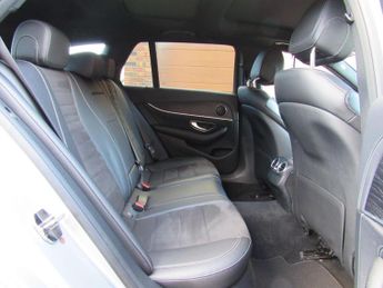 Mercedes-Benz E Class 2.0 E220d AMG Line (Premium) G-Tronic+ Euro 6 (s/s) 5dr