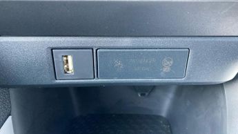 Toyota Yaris 1.5 VVT-h Icon E-CVT Euro 6 (s/s) 5dr