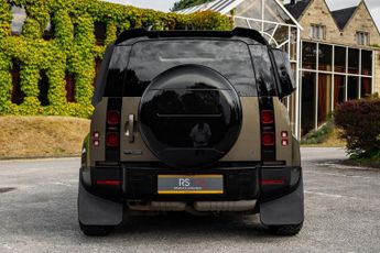 Land Rover Defender 110 2.0 SD4 First Edition Auto 4WD Euro 6 (s/s) 5dr