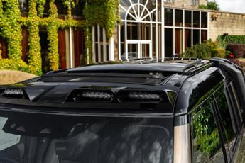 Land Rover Defender 110 2.0 SD4 First Edition Auto 4WD Euro 6 (s/s) 5dr