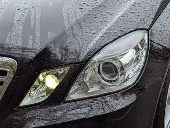 Mercedes-Benz E Class 2.1 E220 CDI BlueEfficiency Sport Tiptronic Euro 5 4dr