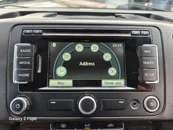 Volkswagen Transporter 2.0 BiTDI T32 Kombi DSG 4MOTION L1 H1 4dr