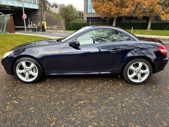 Mercedes-Benz SLK 3.5 SLK350 Convertible 2dr Petrol 7G-Tronic (242 g/km, 272 bhp)