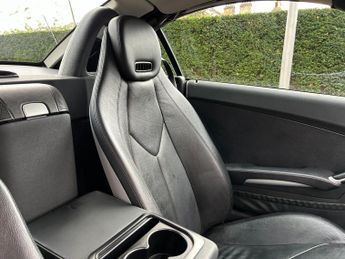 Mercedes-Benz SLK 3.5 SLK350 Convertible 2dr Petrol 7G-Tronic (242 g/km, 272 bhp)