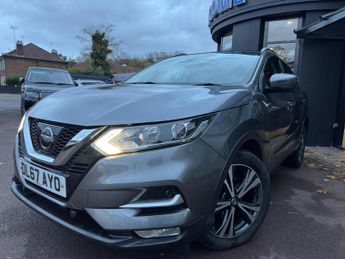 Nissan Qashqai 1.2 DIG-T N-Connecta XTRON Euro 6 (s/s) 5dr