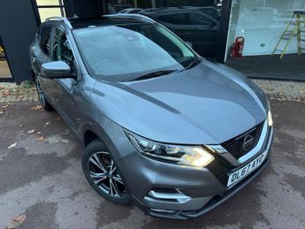 Nissan Qashqai 1.2 DIG-T N-Connecta XTRON Euro 6 (s/s) 5dr
