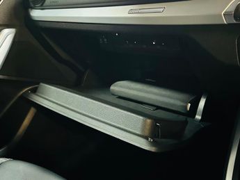 Audi Q2 1.4 TFSI CoD S line S Tronic Euro 6 (s/s) 5dr