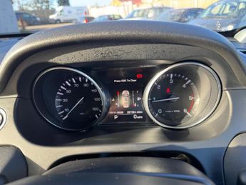 Land Rover Discovery Sport 2.0 TD4 SE Tech Auto 4WD Euro 6 (s/s) 5dr