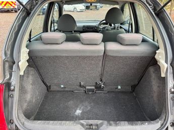 Nissan Micra 1.2 16v Activ Red 5dr