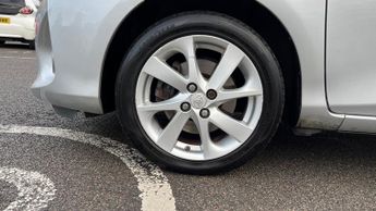 Toyota Yaris 1.5 VVT-h Excel E-CVT Euro 6 5dr (15in Alloy)