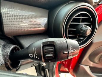 MINI Hatch 1.5 Cooper Auto Euro 6 (s/s) 5dr