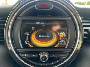 MINI Hatch 1.5 Cooper Auto Euro 6 (s/s) 5dr