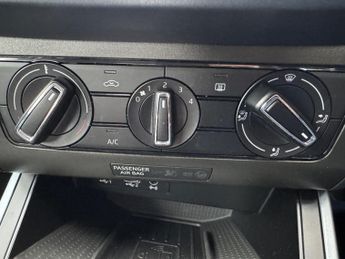 SEAT Arona 1.0 TSI SE Technology DSG Euro 6 (s/s) 5dr