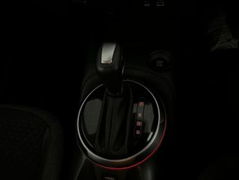 Nissan Juke 1.0 DIG-T N-Connecta DCT Auto Euro 6 (s/s) 5dr