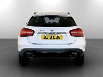 Mercedes-Benz GLA 1.6 GLA180 Urban Edition Euro 6 (s/s) 5dr