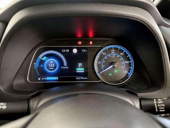 Nissan Leaf 40kWh 10 Auto 5dr